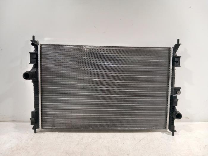 Usagé Radiateur Opel Astra Prix € 25,00 Règlement à la marge proposé par Van der Ven Autorecycling B.V.