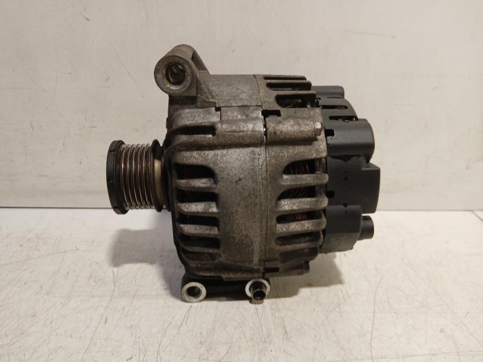 Gebrauchte Dynamo Mini Mini Preis € 60,00 Margenregelung angeboten von Van der Ven Autorecycling B.V.