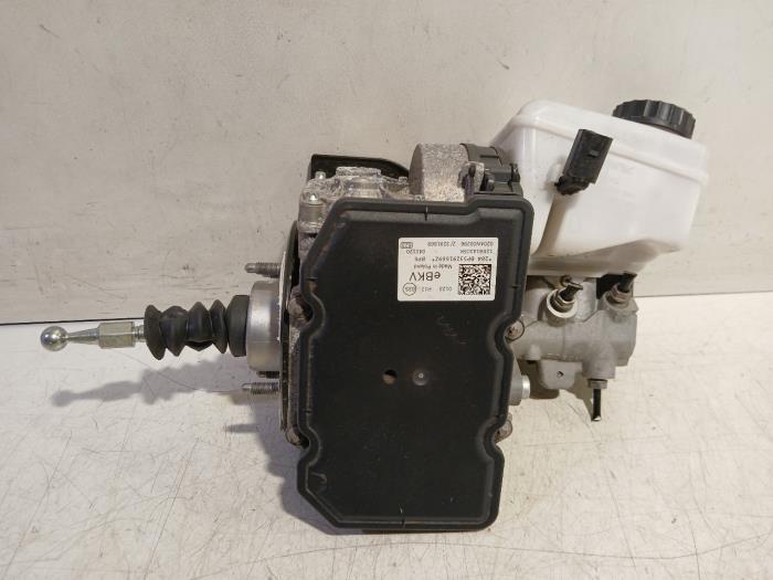Usagé Servo frein Seat Mii Prix € 325,00 Règlement à la marge proposé par Van der Ven Autorecycling B.V.