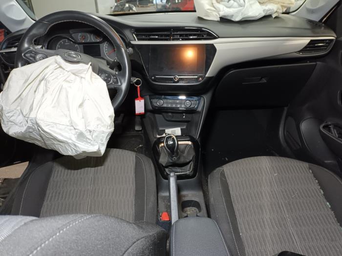 Dynamo van een Opel Corsa 2020