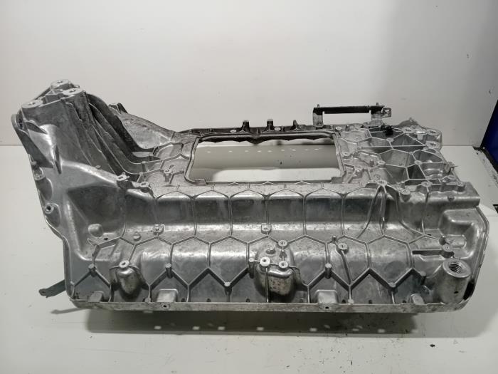 Usados Subchasis Mercedes EQB Precio € 175,00 Norma de margen ofrecido por Van der Ven Autorecycling B.V.