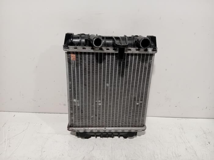 Usagé Radiateur Volkswagen Arteon Prix € 150,00 Règlement à la marge proposé par Van der Ven Autorecycling B.V.