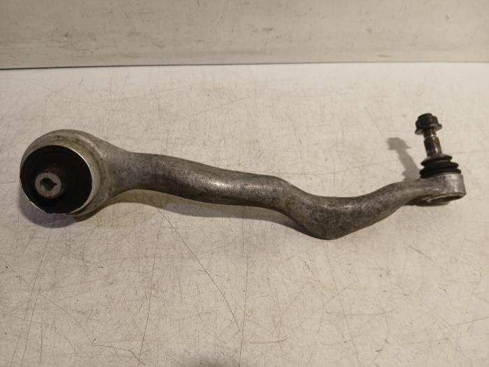 Gebrauchte Querlenker links vorne BMW 3-Serie Preis € 30,00 Margenregelung angeboten von Van der Ven Autorecycling B.V.