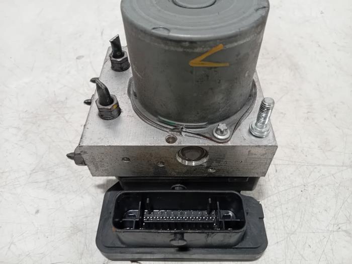 ABS pump from a Mercedes Citan 2016