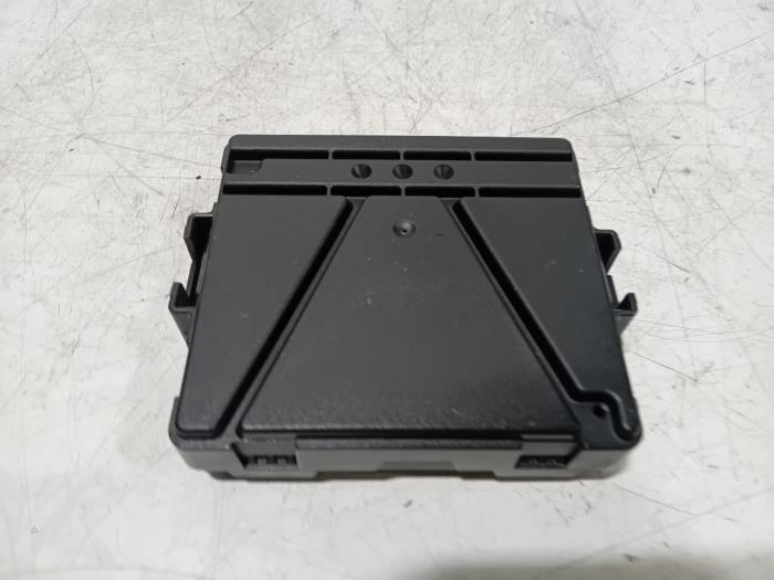 Używane Modul gateway Skoda Karoq Cena € 20,00 Procedura marży oferowane przez Van der Ven Autorecycling B.V.