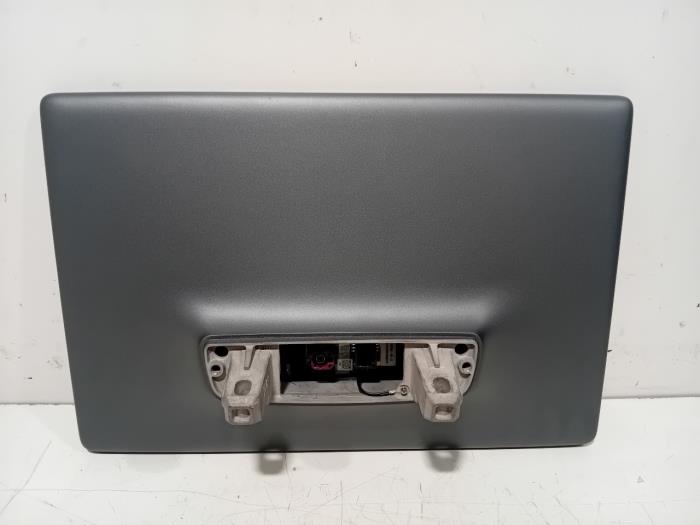 Begagnade Innerdisplay Tesla Model Y Pris € 470,00 Marginaltabell erbjuds av Van der Ven Autorecycling B.V.
