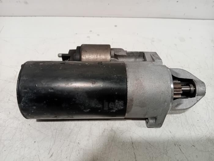 Used Engine management computer Mercedes C-Klasse Price € 55,00 Margin scheme offered by Van der Ven Autorecycling B.V.