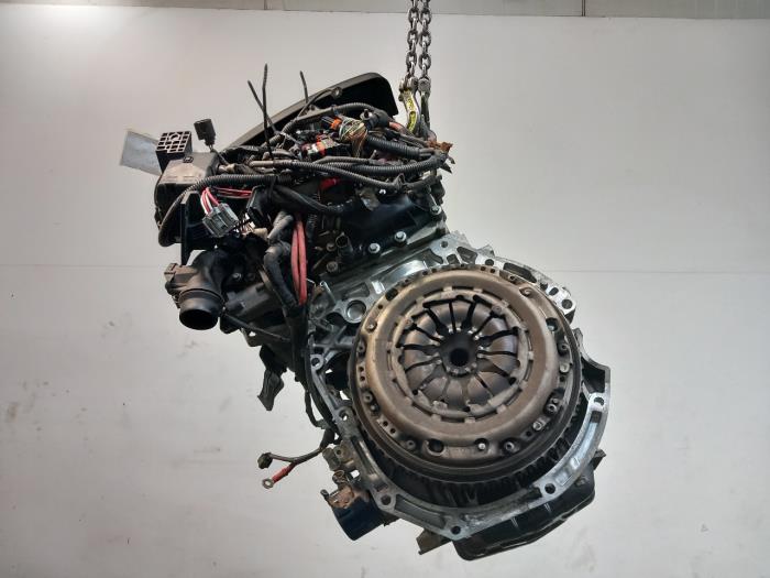 Used Engine Renault Megane Price € 1.599,99 Margin scheme offered by Van der Ven Autorecycling B.V.