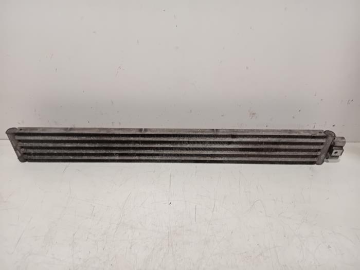 Gebrauchte Ölkühler Mercedes C-Klasse Preis € 155,00 Margenregelung angeboten von Van der Ven Autorecycling B.V.