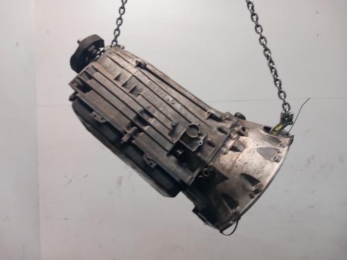 Usagé Boite de vitesses Mercedes C-Klasse Prix € 374,99 Règlement à la marge proposé par Van der Ven Autorecycling B.V.