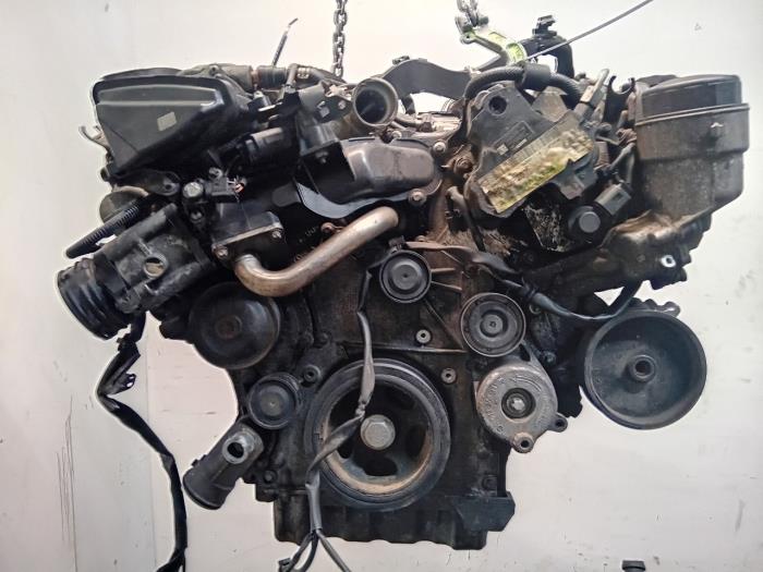 Używane Silnik Mercedes C-Klasse Cena € 2.749,99 Procedura marży oferowane przez Van der Ven Autorecycling B.V.