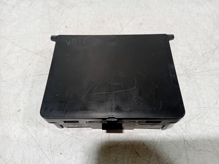 Begagnade Sätesdator Peugeot 3008 Pris € 55,00 Marginaltabell erbjuds av Van der Ven Autorecycling B.V.