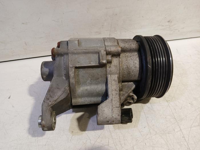 Usagé Pompe clim Subaru Impreza Prix € 110,00 Règlement à la marge proposé par Van der Ven Autorecycling B.V.