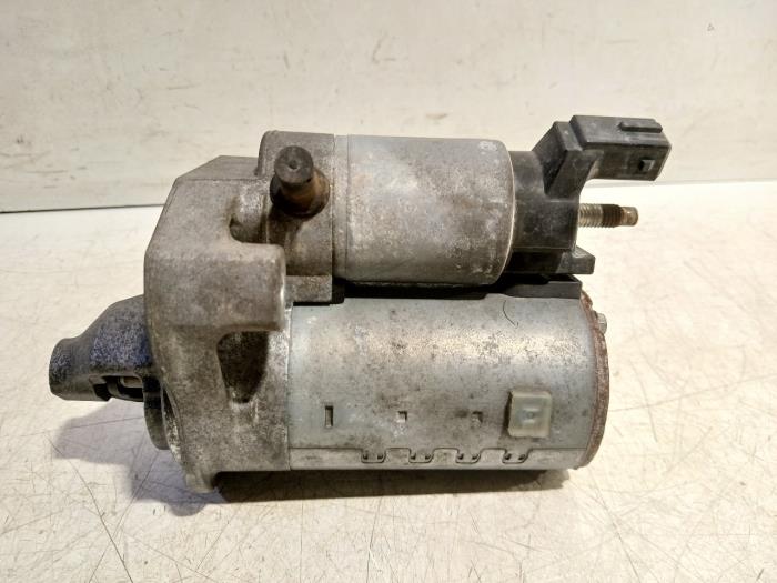 Used Engine management computer Peugeot 108 Price € 10,00 Margin scheme offered by Van der Ven Autorecycling B.V.