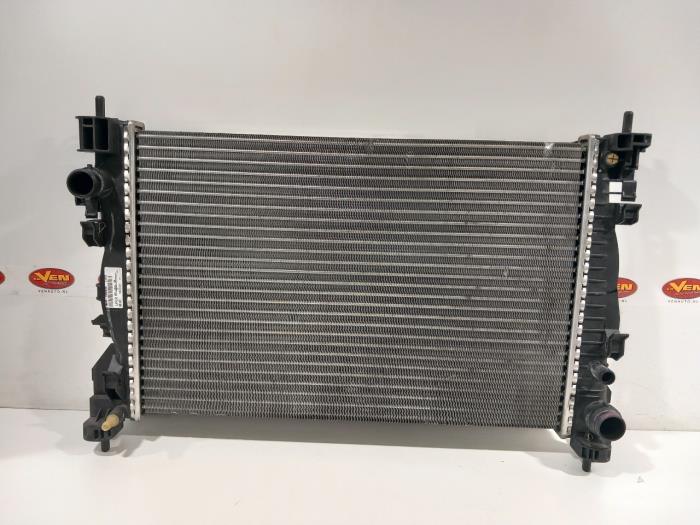 Used Radiator Alfa Romeo Giulietta Price € 40,00 Margin scheme offered by Van der Ven Autorecycling B.V.