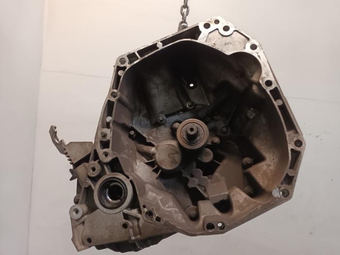 Gebrauchte Getriebe Nissan Juke Preis € 599,99 Margenregelung angeboten von Van der Ven Autorecycling B.V.
