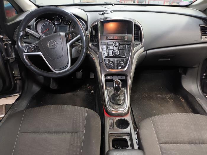 Motor van een Opel Astra 2010
