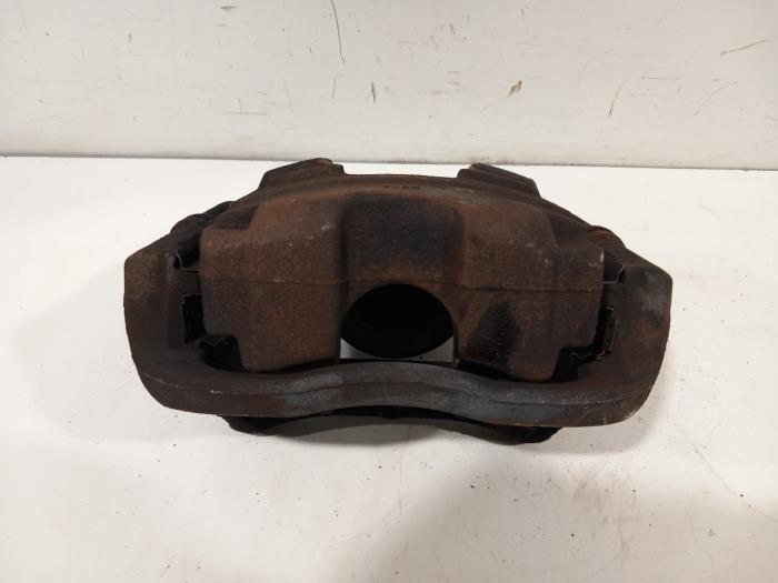 Gebrauchte Bremszange links vorne Opel Astra Preis € 15,00 Margenregelung angeboten von Van der Ven Autorecycling B.V.