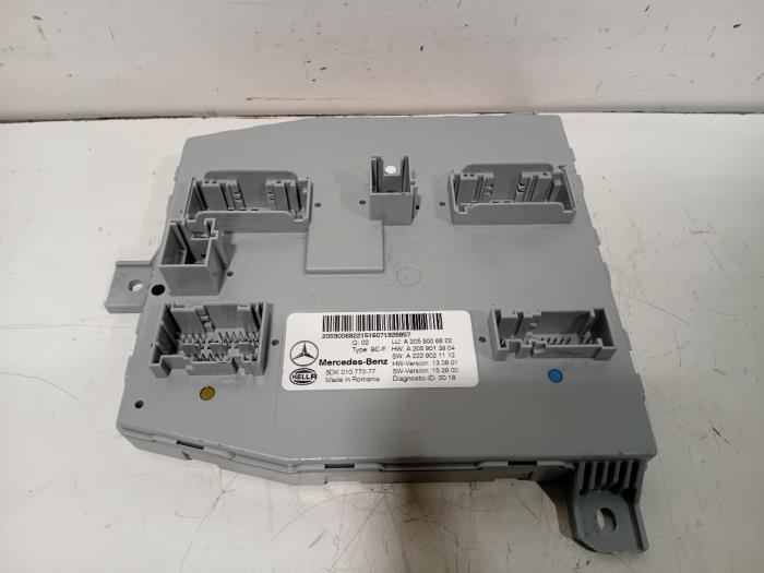 Used Body control computer Mercedes C-Klasse Price € 30,00 Margin scheme offered by Van der Ven Autorecycling B.V.