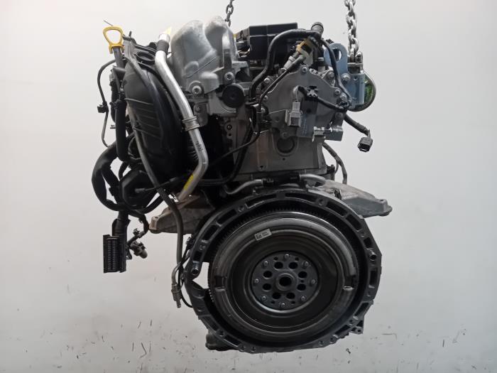Używane Silnik Mercedes C-Klasse Cena € 3.499,99 Procedura marży oferowane przez Van der Ven Autorecycling B.V.