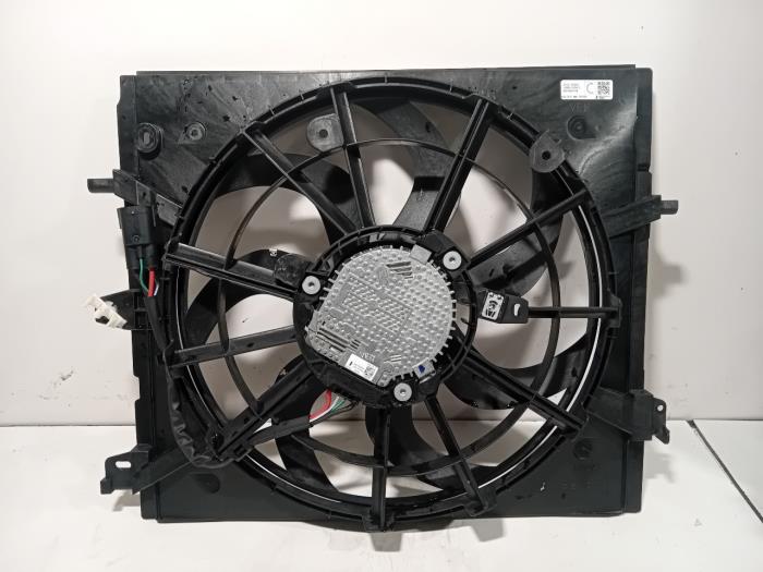 Używane Silnik wentylatora Renault Austral Cena € 185,00 Procedura marży oferowane przez Van der Ven Autorecycling B.V.