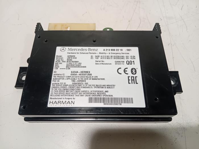 Begagnade Bluetooth-modul Mercedes C-Klasse Pris € 30,00 Marginaltabell erbjuds av Van der Ven Autorecycling B.V.