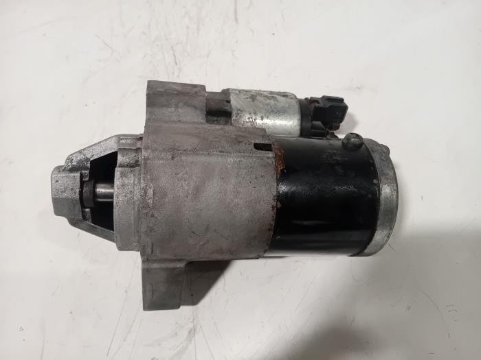 Used Engine management computer Peugeot 5008 Price € 10,00 Margin scheme offered by Van der Ven Autorecycling B.V.