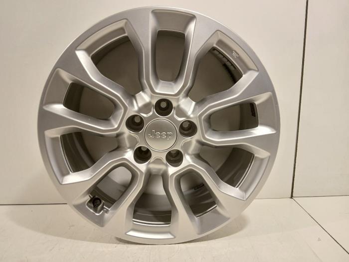 Używane Obrecz Jeep Compass Cena € 55,00 Procedura marży oferowane przez Van der Ven Autorecycling B.V.