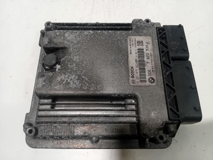 Used Engine management computer Mini Mini Price € 115,00 Margin scheme offered by Van der Ven Autorecycling B.V.
