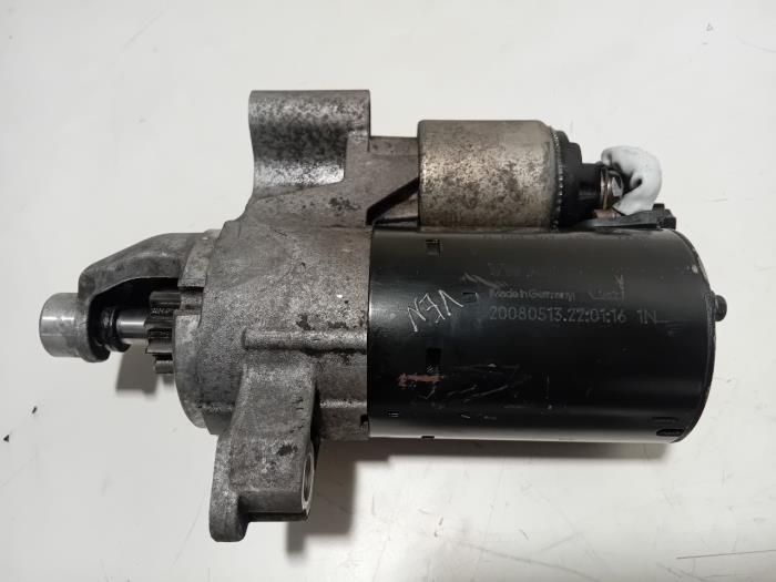 Used Engine management computer Audi A4 Price € 20,00 Margin scheme offered by Van der Ven Autorecycling B.V.