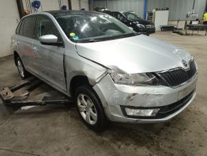 Dynamo van een Skoda Rapid 2016