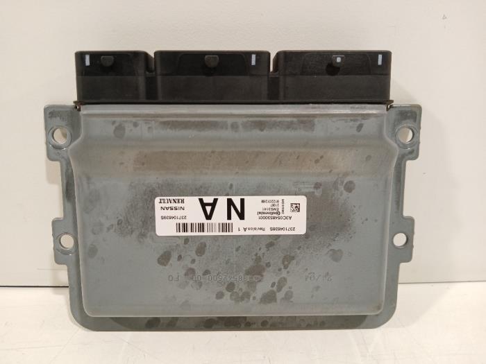 Used Engine management computer Renault Captur Price € 225,00 Margin scheme offered by Van der Ven Autorecycling B.V.