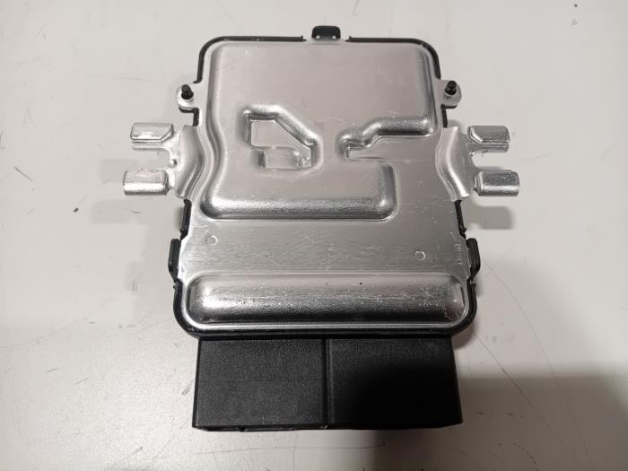 Usagé Module pompe carburant BMW 2-Série Prix € 74,49 Règlement à la marge proposé par Van der Ven Autorecycling B.V.