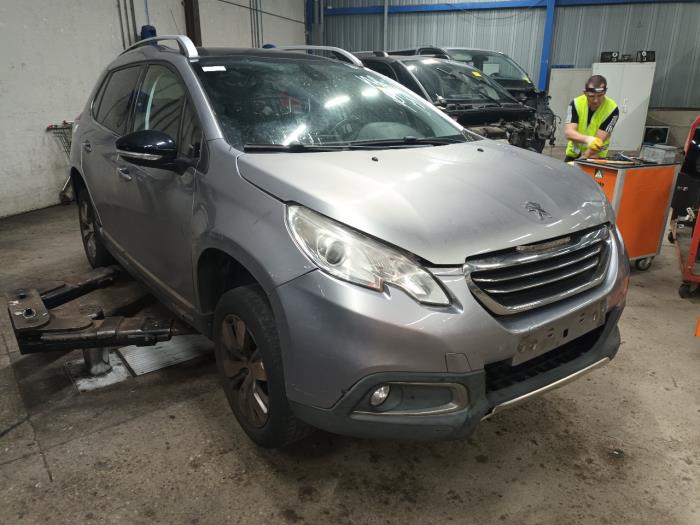 Dynamo från en Peugeot 2008 2015