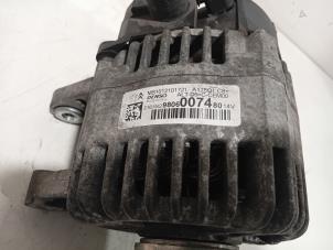 Dynamo från en Peugeot 2008 2015
