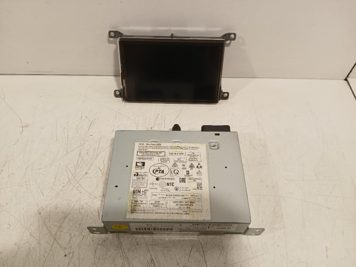 Usagé Kit navigation Peugeot Expert Prix € 259,99 Règlement à la marge proposé par Van der Ven Autorecycling B.V.