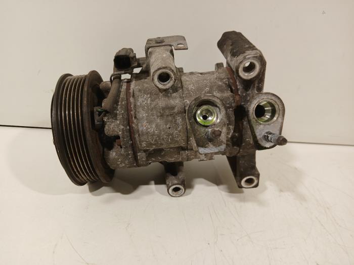 Gebrauchte Klimapumpe Ford Transit Preis € 60,00 Margenregelung angeboten von Van der Ven Autorecycling B.V.