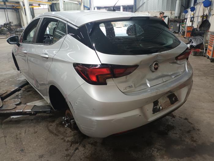 Engine management computer from a Opel Astra 2019