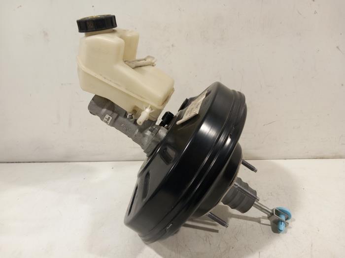 Usagé Servo frein Ford Focus Prix € 60,00 Règlement à la marge proposé par Van der Ven Autorecycling B.V.
