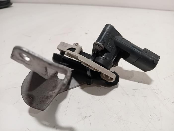Begagnade Sensor (övriga) BMW 2-Serie Pris € 20,00 Marginaltabell erbjuds av Van der Ven Autorecycling B.V.