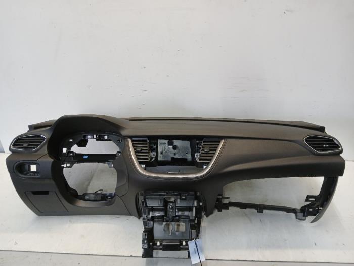 Używane Panel Opel Grandland X Cena € 525,00 Procedura marży oferowane przez Van der Ven Autorecycling B.V.