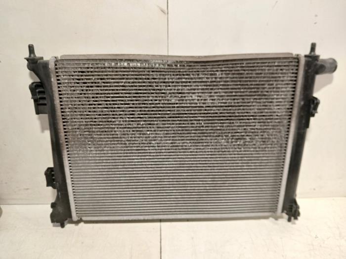 Gebrauchte Kühler Kia Rio Preis € 45,00 Margenregelung angeboten von Van der Ven Autorecycling B.V.
