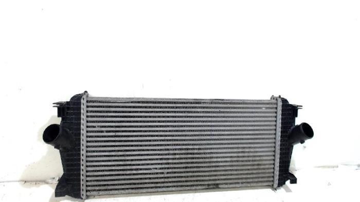 Usados Intercooler Chrysler Town & Country Precio € 35,00 Norma de margen ofrecido por Van der Ven Autorecycling B.V.