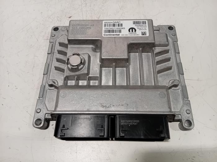 Used Engine management computer Jeep Compass Price € 249,00 Margin scheme offered by Van der Ven Autorecycling B.V.