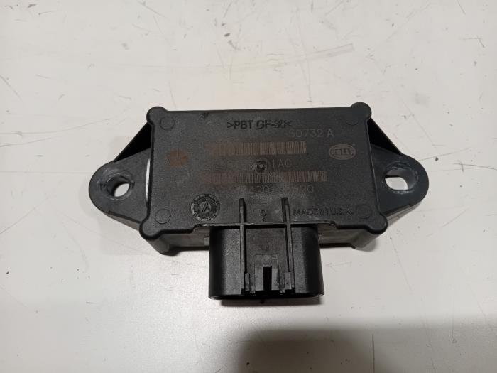 Usagé Module pompe carburant Jeep Compass Prix € 30,00 Règlement à la marge proposé par Van der Ven Autorecycling B.V.