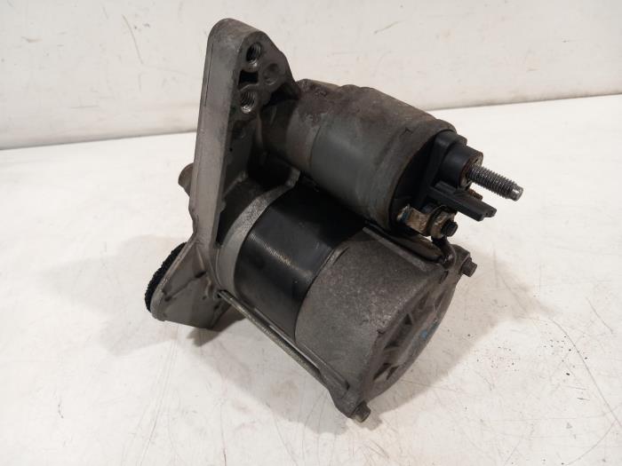 Used Engine management computer Renault Twingo Price € 15,00 Margin scheme offered by Van der Ven Autorecycling B.V.