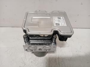 ABS Pumpe van een Audi Q8 2025