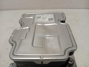 ABS Pumpe van een Audi Q8 2025
