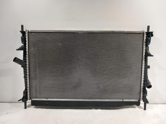Usagé Radiateur Ford Transit Custom Prix € 40,00 Règlement à la marge proposé par Van der Ven Autorecycling B.V.