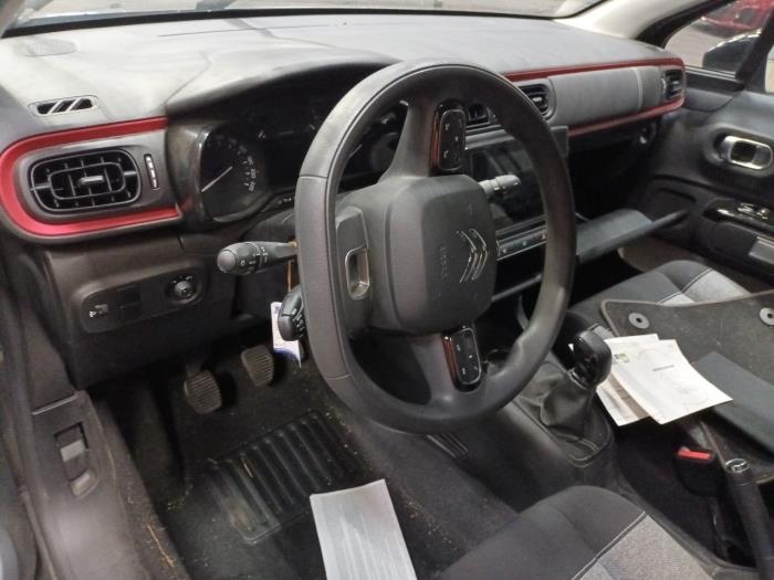 Engine management computer from a Citroen C3 2021